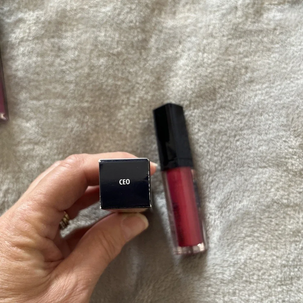 Lune Aster Vitamin C &E Lip Gloss Bundle Of 4.   A123
